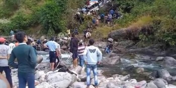 उत्तराखण्डको अल्मोडामा बस दुर्घटना, २२ जनाको मृत्यु 