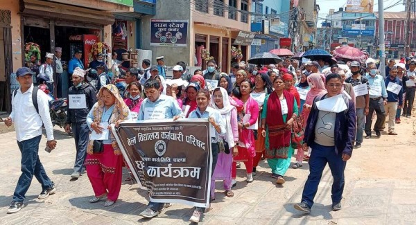 विद्यालय कर्मचारीहरुको आन्दोलन स्थगित