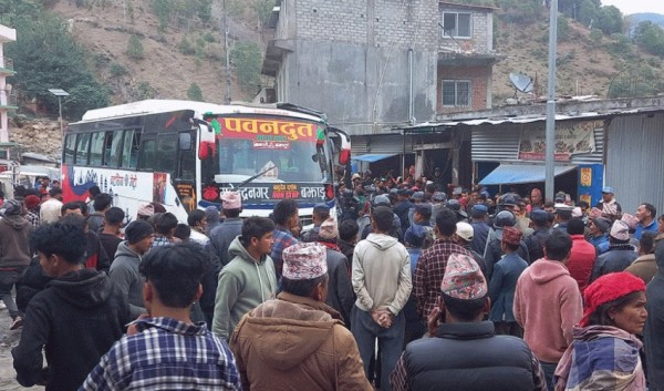 बझाङमा बसको ठक्करबाट तीन बर्षीय बालकको मृत्यु, चालक प्रहरी नियन्त्रणमा 