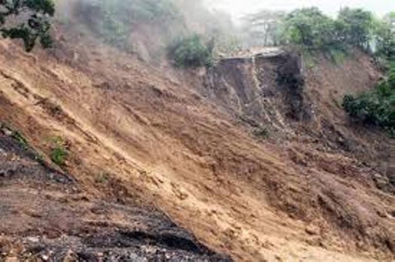 कास्कीमा पहिरोले घर पुरिँदा एकै परिवारका ७ जनासहित १० जनाको मृत्यु 