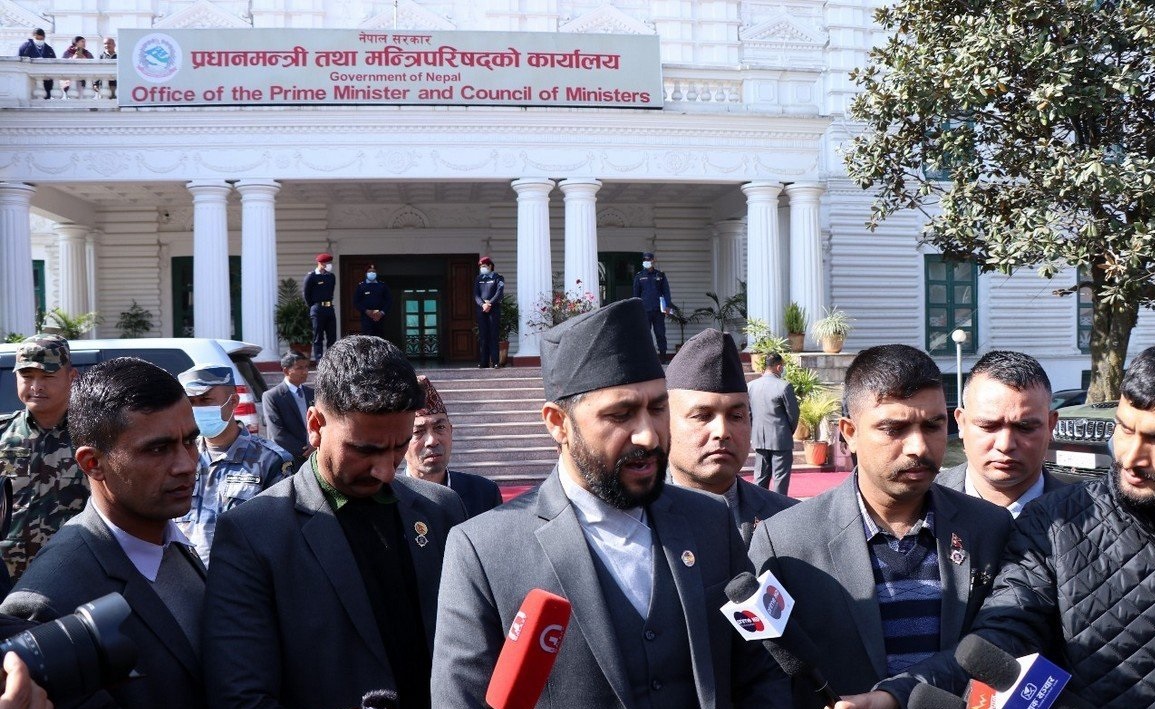 विमान दुर्घटना : शव पहिचान र व्यवस्थापनमा सहजीकरण गर्न गृहमन्त्रीको निर्देशन